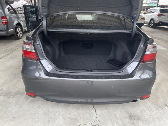 2017年CAMRY挑戰全網最低里程 一手 原鈑件 整備中  第7張相片