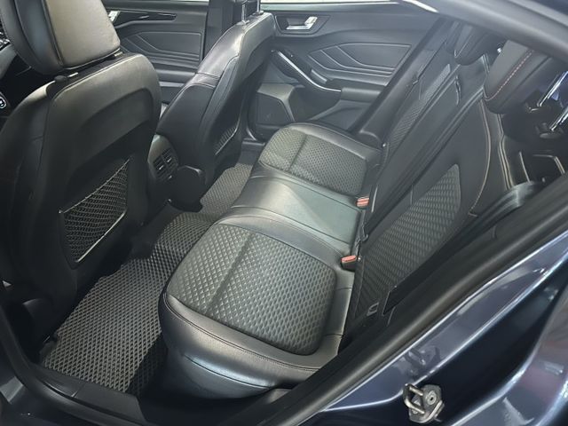 2019 ST Line  第9張相片