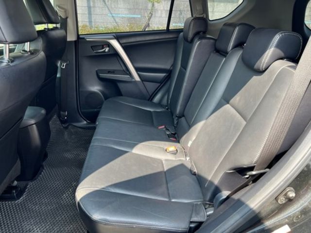 TOYOTA豐田 RAV4  第7張相片