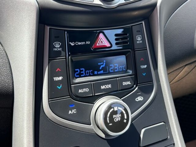 HYUNDAI現代 ELANTRA  第9張相片