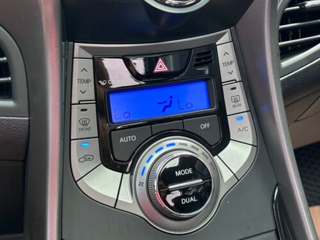 HYUNDAI現代 ELANTRA  第8張相片