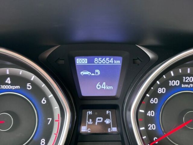 HYUNDAI現代 ELANTRA  第10張相片