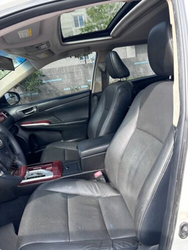 TOYOTA豐田 CAMRY  第3張相片