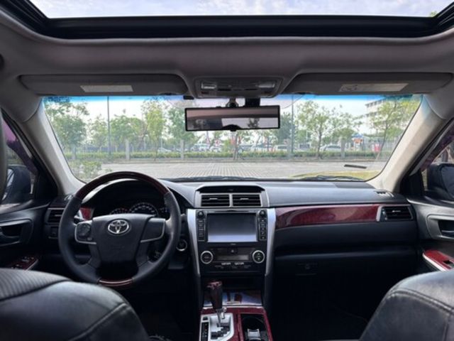 TOYOTA豐田 CAMRY  第5張相片