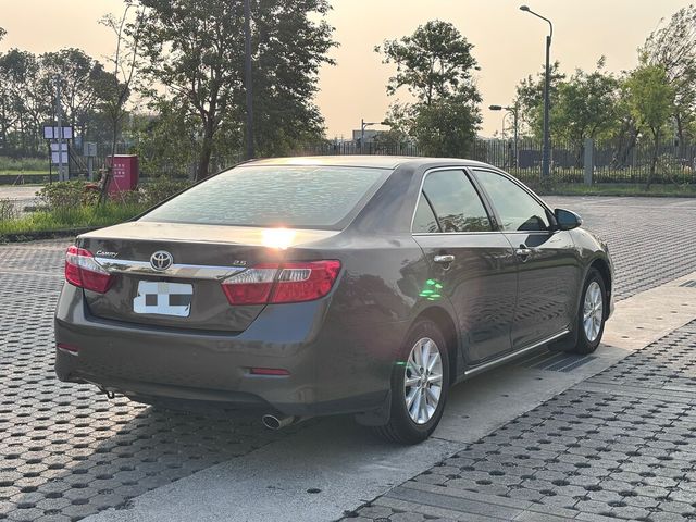 TOYOTA豐田 CAMRY  第2張相片