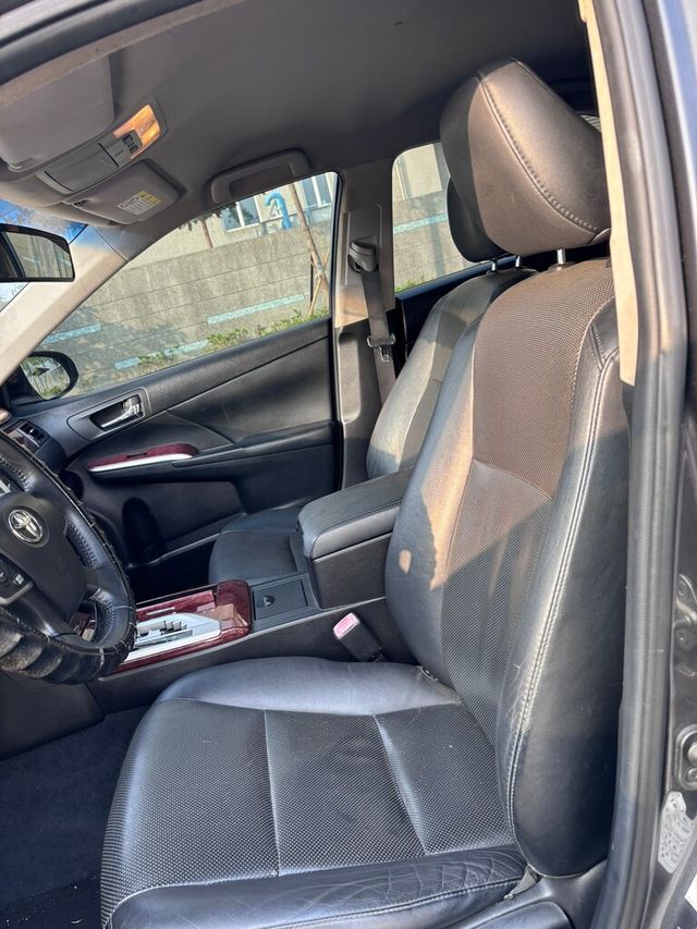 TOYOTA豐田 CAMRY  第3張相片