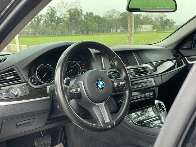 BMW寶馬 520I  第3張相片