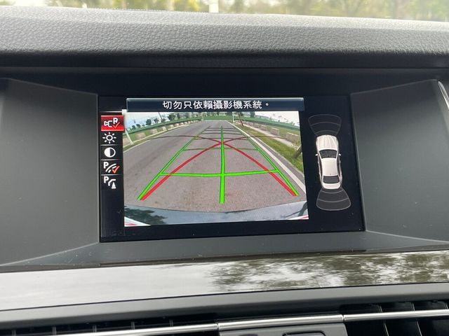 BMW寶馬 520I  第7張相片