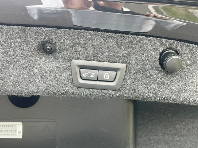 BMW寶馬 520I  第9張相片