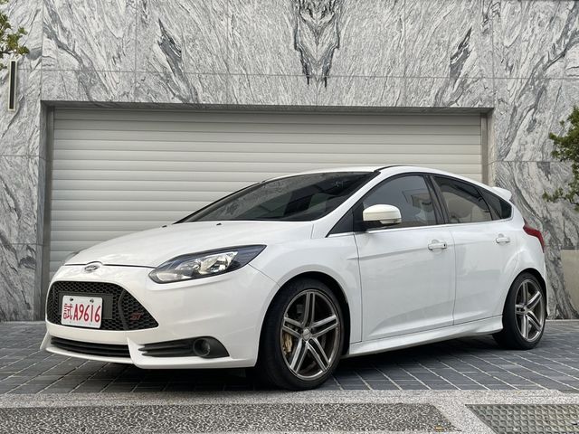 FORD福特 FOCUS  第11張相片