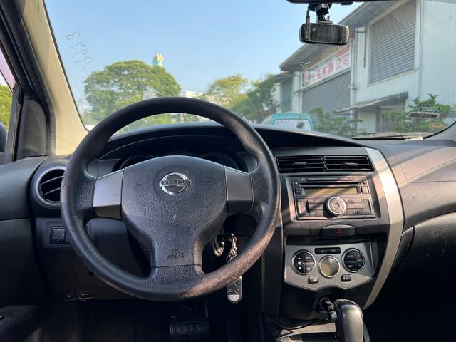 NISSAN日產 LIVINA  第9張相片