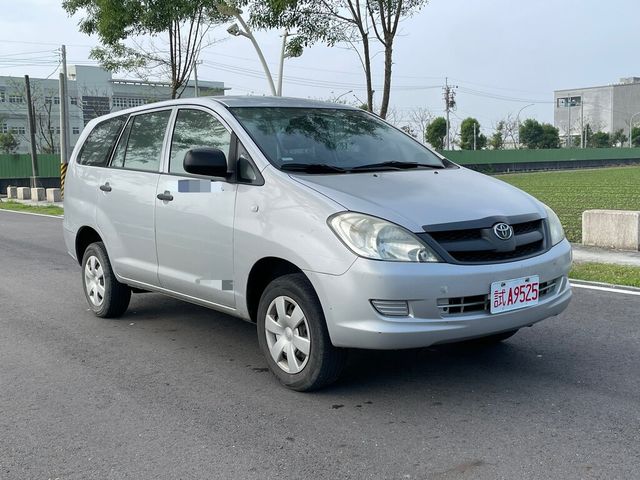 TOYOTA豐田 INNOVA  第1張相片