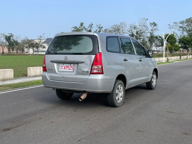 TOYOTA豐田 INNOVA  第9張相片