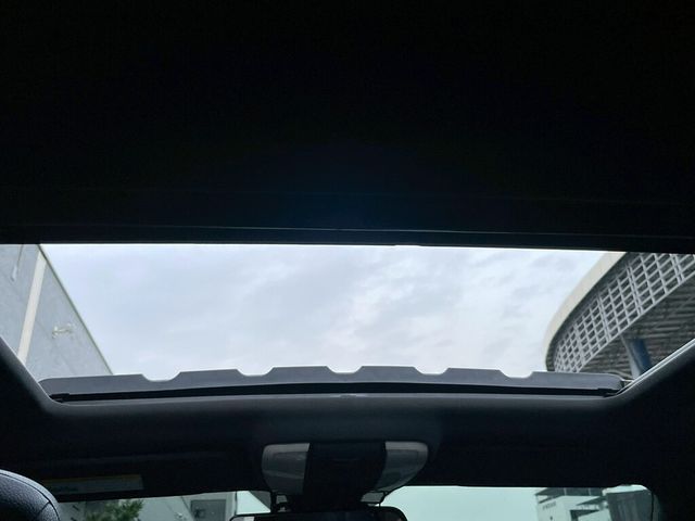 M-BENZ賓士 C250  第7張相片