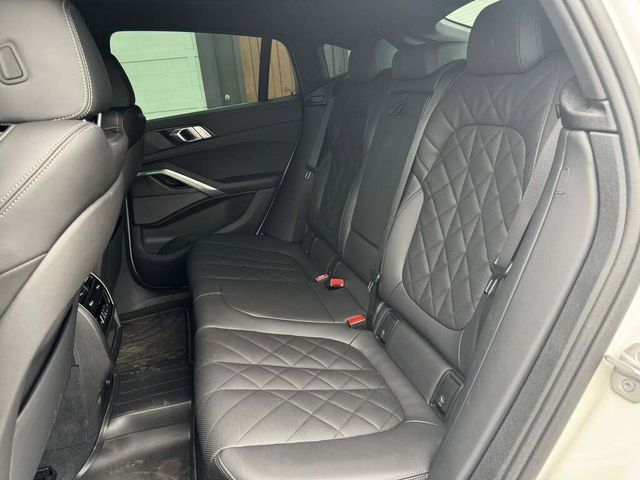 BMW寶馬 X6 XDRIVE40I  第8張相片