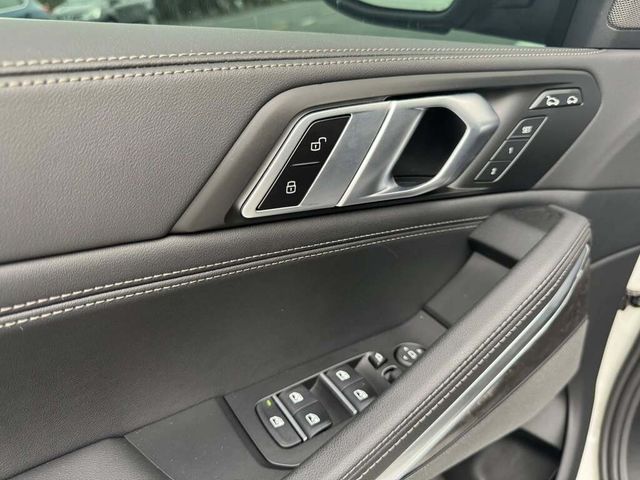 BMW寶馬 X6 XDRIVE40I  第12張相片
