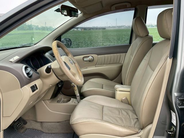 NISSAN日產 LIVINA  第5張相片