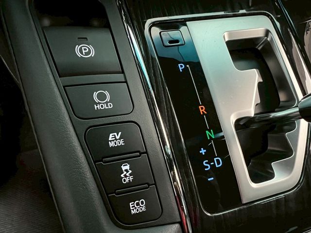 LEXUS凌志 LM300H  第12張相片