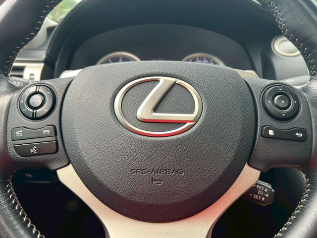 LEXUS凌志 IS200T  第13張相片