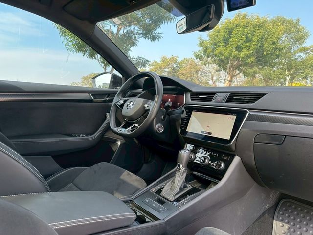 SKODA司科達 SUPERB COMBI  第5張相片
