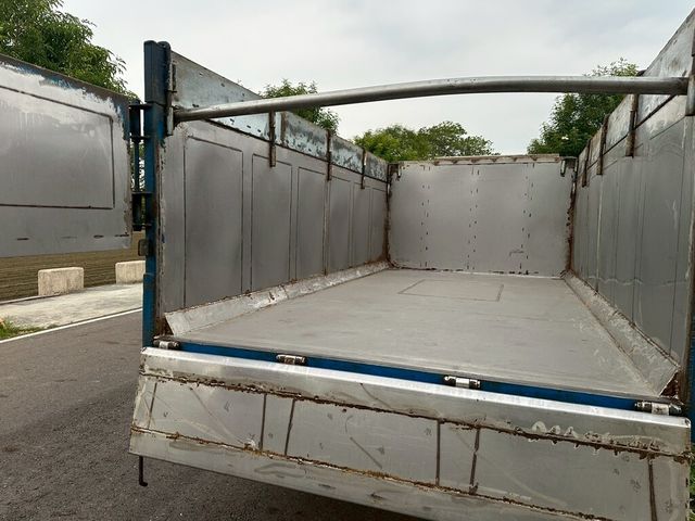 HINO日野 300  第7張相片