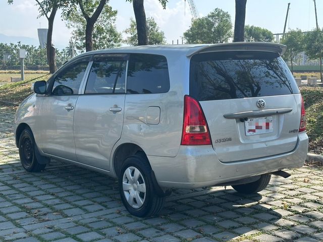 TOYOTA豐田 INNOVA  第3張相片