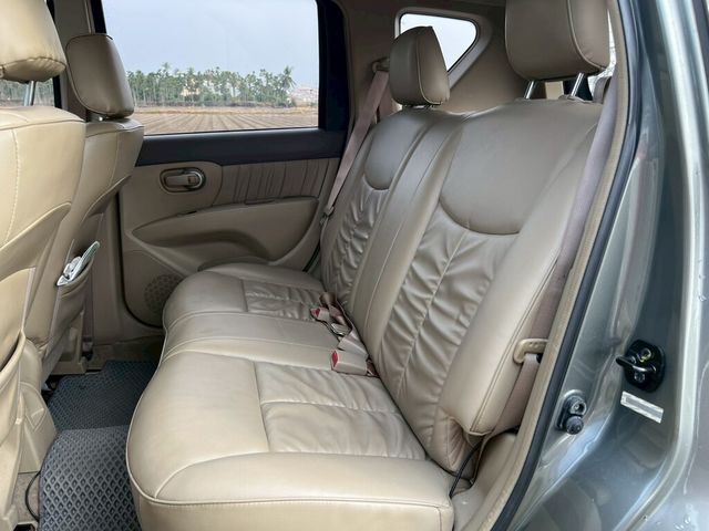 NISSAN日產 LIVINA  第7張相片