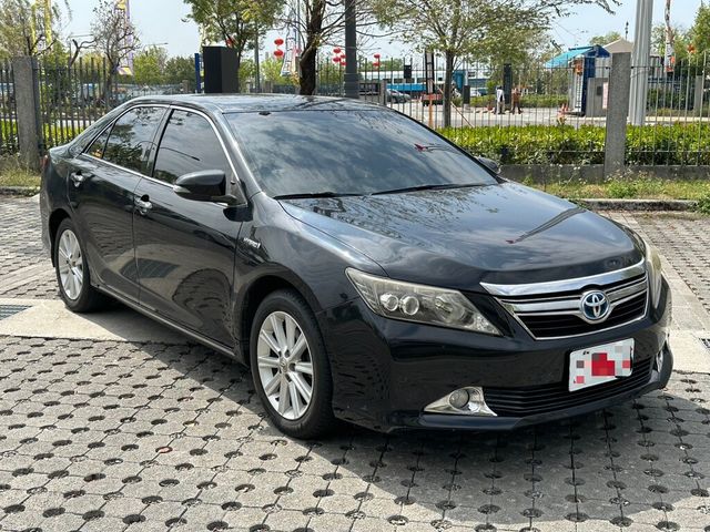 TOYOTA豐田 CAMRY HYBRID  第2張相片