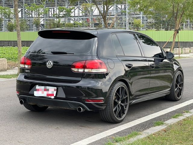 VOLKSWAGEN福斯 GOLF GTI  第3張相片