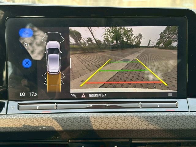 VOLKSWAGEN福斯 GOLF GTI  第9張相片