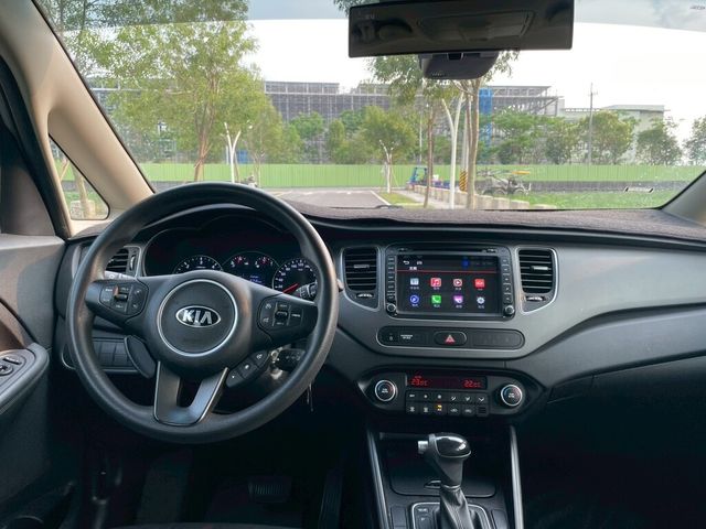 KIA起亞 CARENS  第8張相片