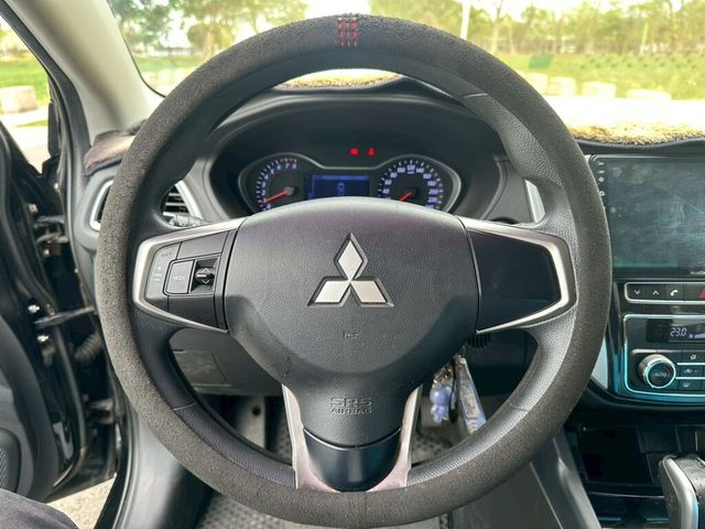 MITSUBISHI三菱 GRAND LANCER  第7張相片