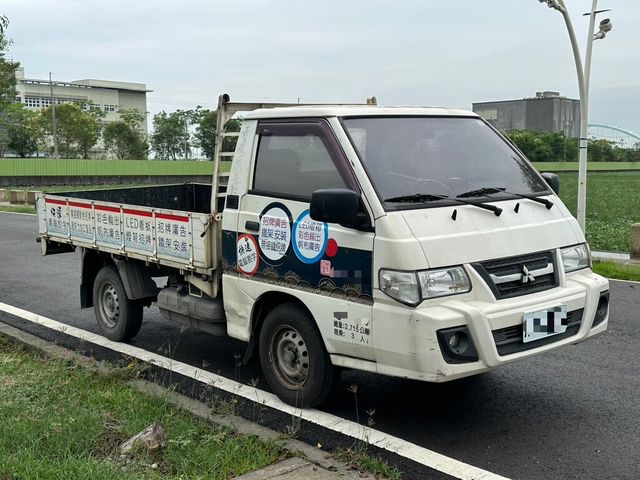 MITSUBISHI三菱 DELICA  第2張相片