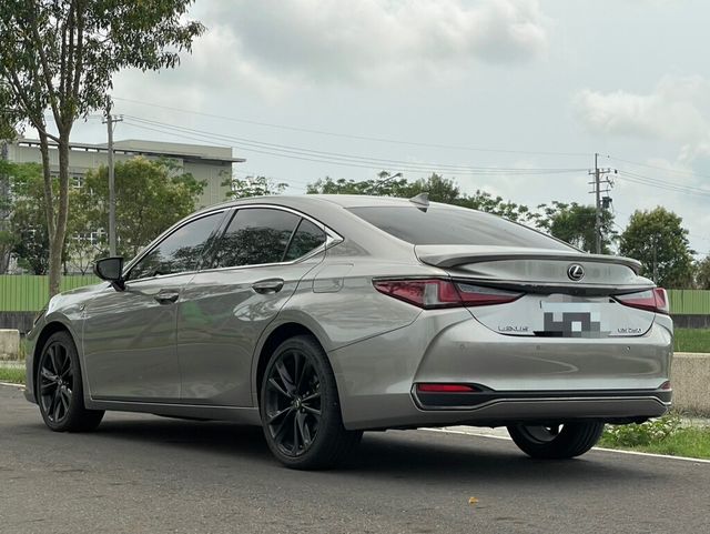 LEXUS凌志 ES250  第3張相片