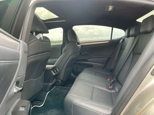 LEXUS凌志 ES250  第6張相片