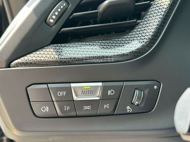 BMW寶馬 218I  第12張相片