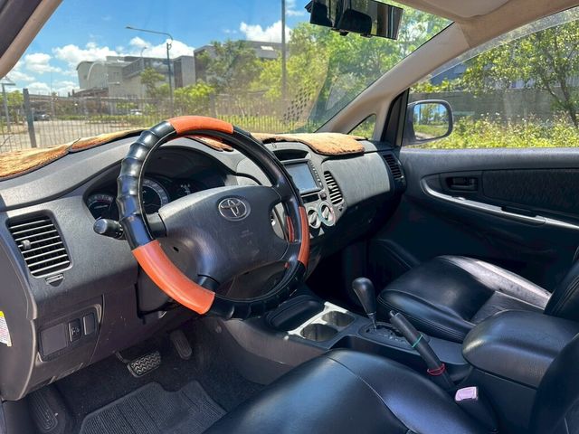 TOYOTA豐田 INNOVA  第3張相片