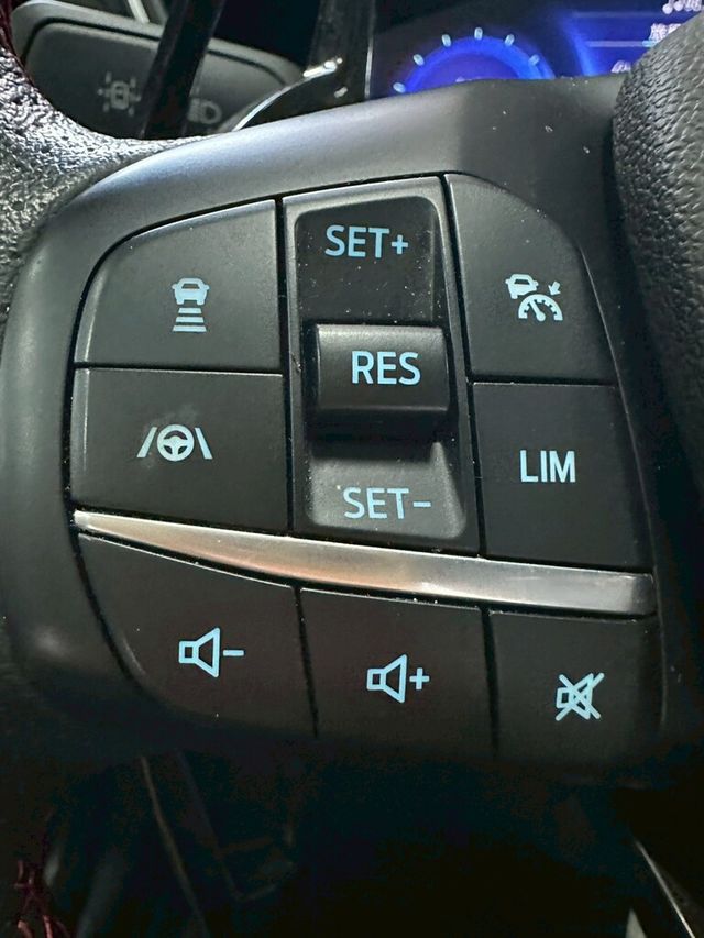 FORD福特 KUGA  第18張相片