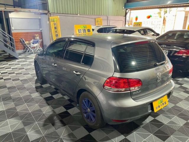 VOLKSWAGEN福斯 GOLF  第4張相片