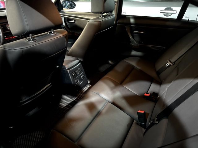 BMW寶馬 320I LCI  第8張相片