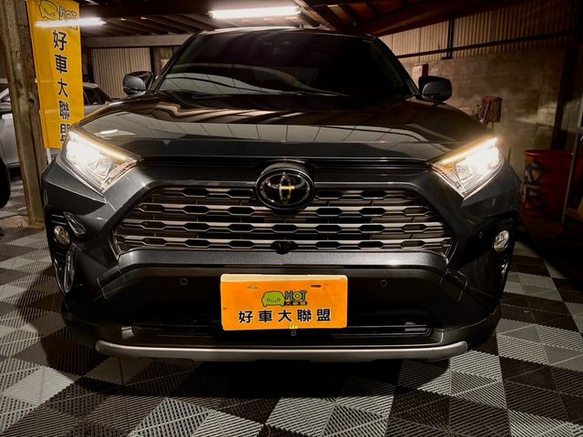 TOYOTA豐田 RAV4  第2張相片