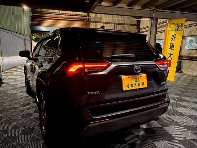 TOYOTA豐田 RAV4  第5張相片