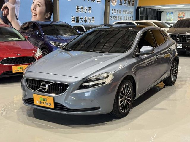 VOLVO富豪 V40  第1張相片