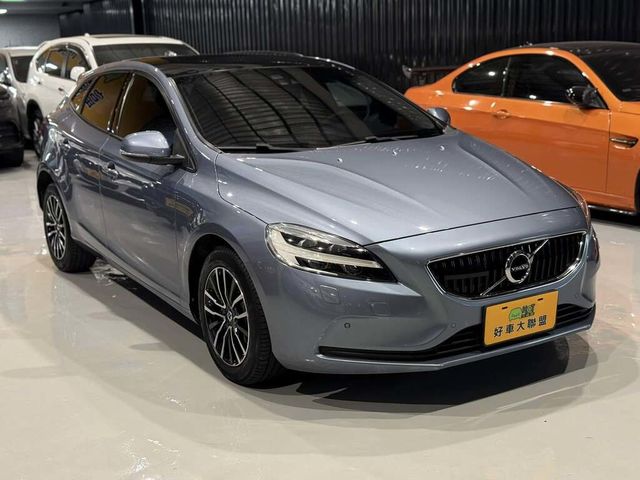 VOLVO富豪 V40  第2張相片