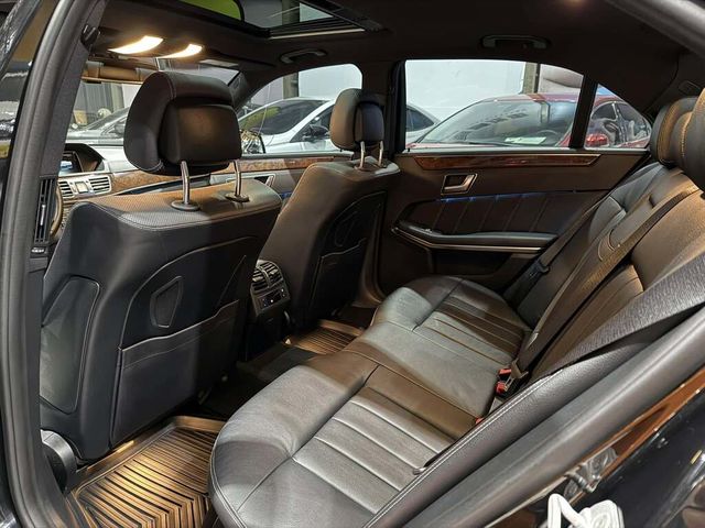 M-BENZ賓士 E250  第7張相片