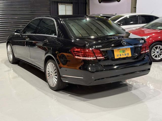 M-BENZ賓士 E250  第8張相片