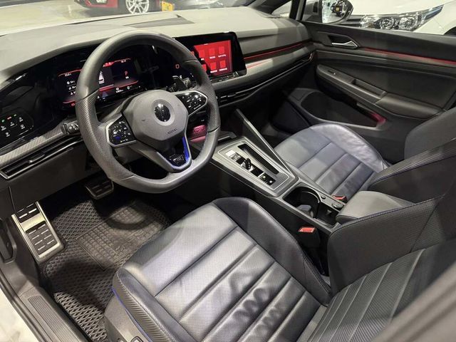 VOLKSWAGEN福斯 GOLF VARIANT  第7張相片