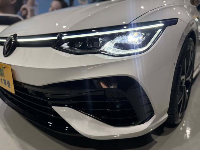 VOLKSWAGEN福斯 GOLF VARIANT  第9張相片