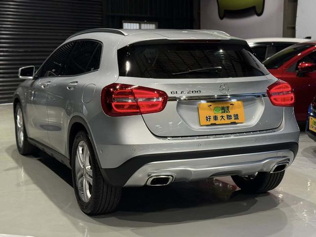 M-BENZ賓士 GLA200  第9張相片