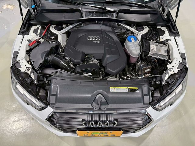 AUDI奧迪 A4  第4張相片